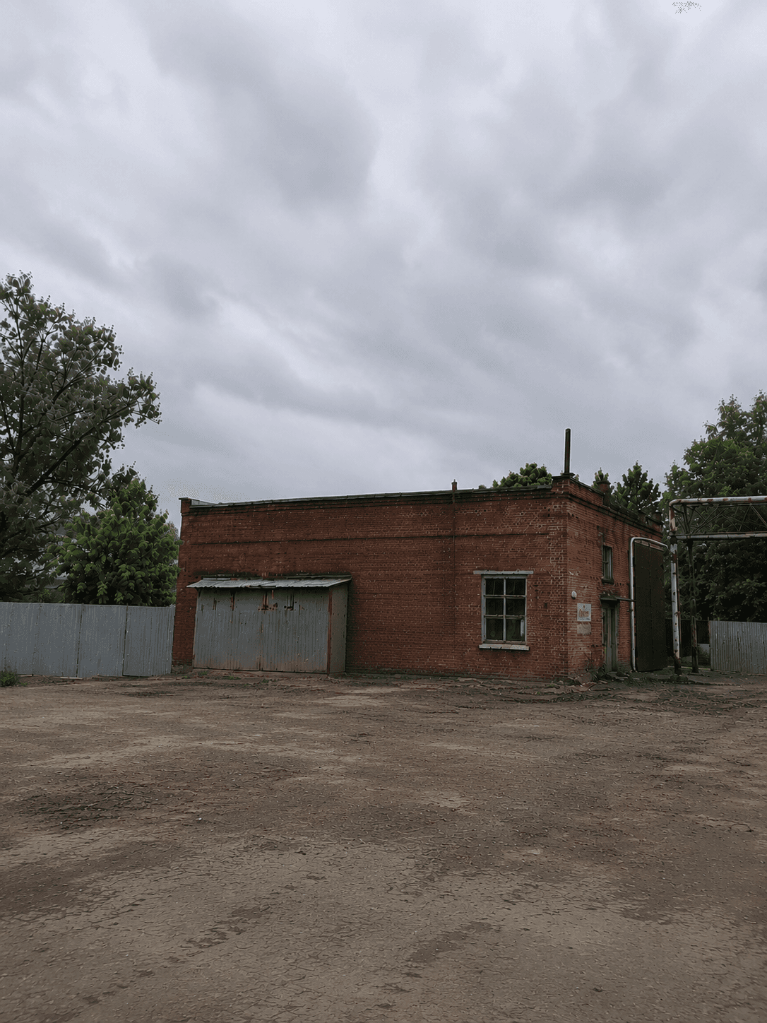 Демонтаж кирпичных дымовых труб